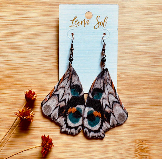 Earthy Moth Wings
